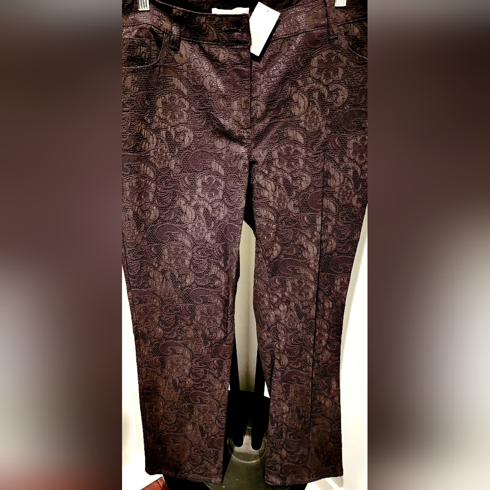CHICOS lace jeans